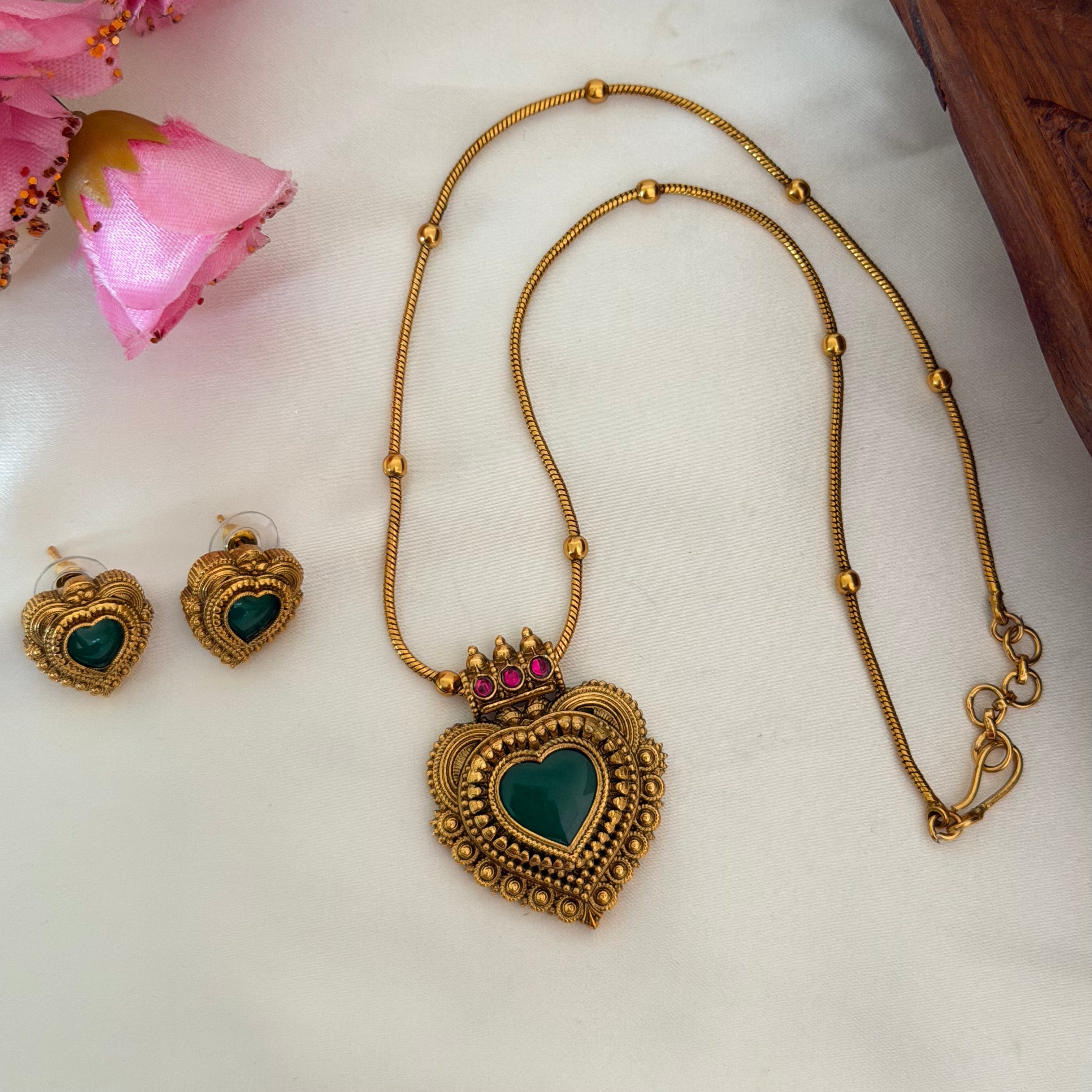Heart Stone Pendant Set AN139 Anvika Jewels