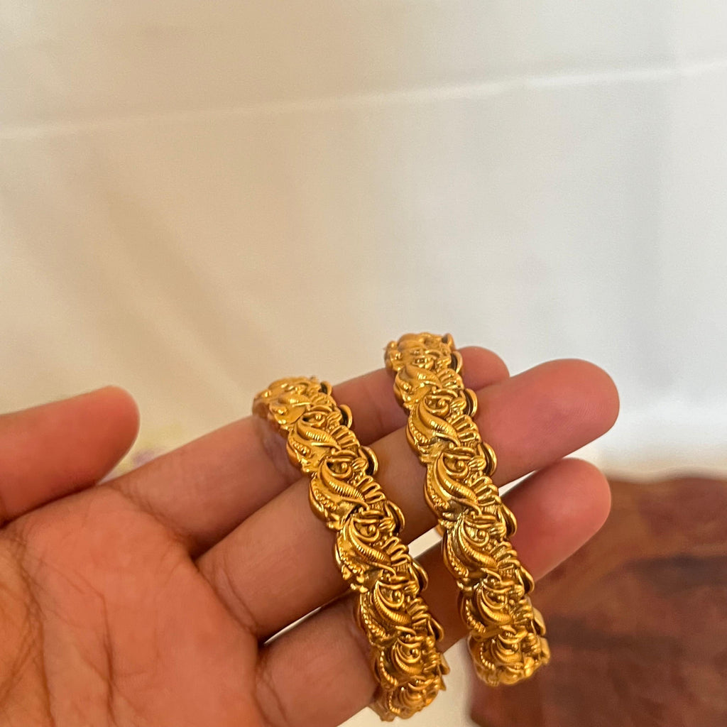 Antique Peacock Carved Bangles AB11