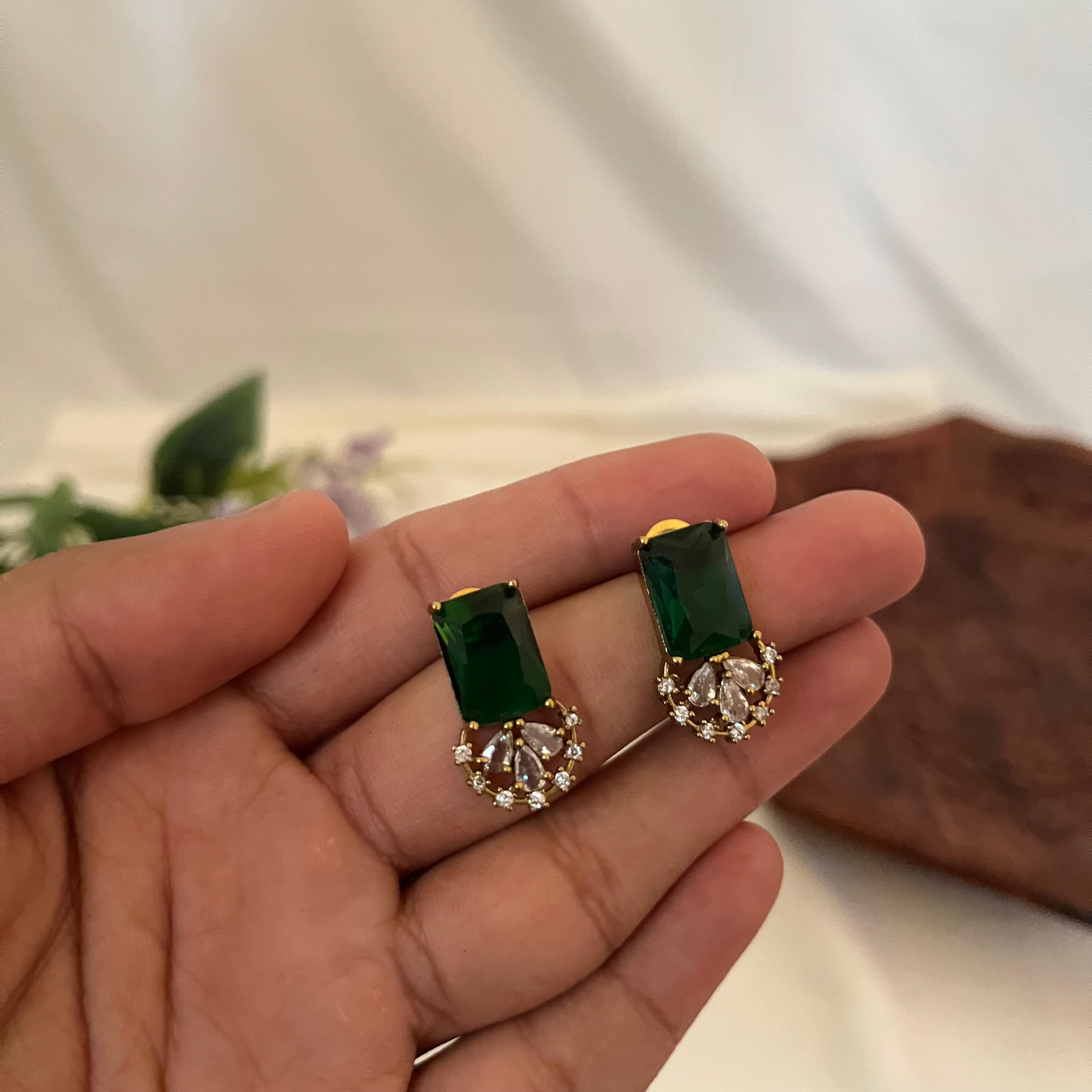 Victorian Emerald AD Necklace VN06