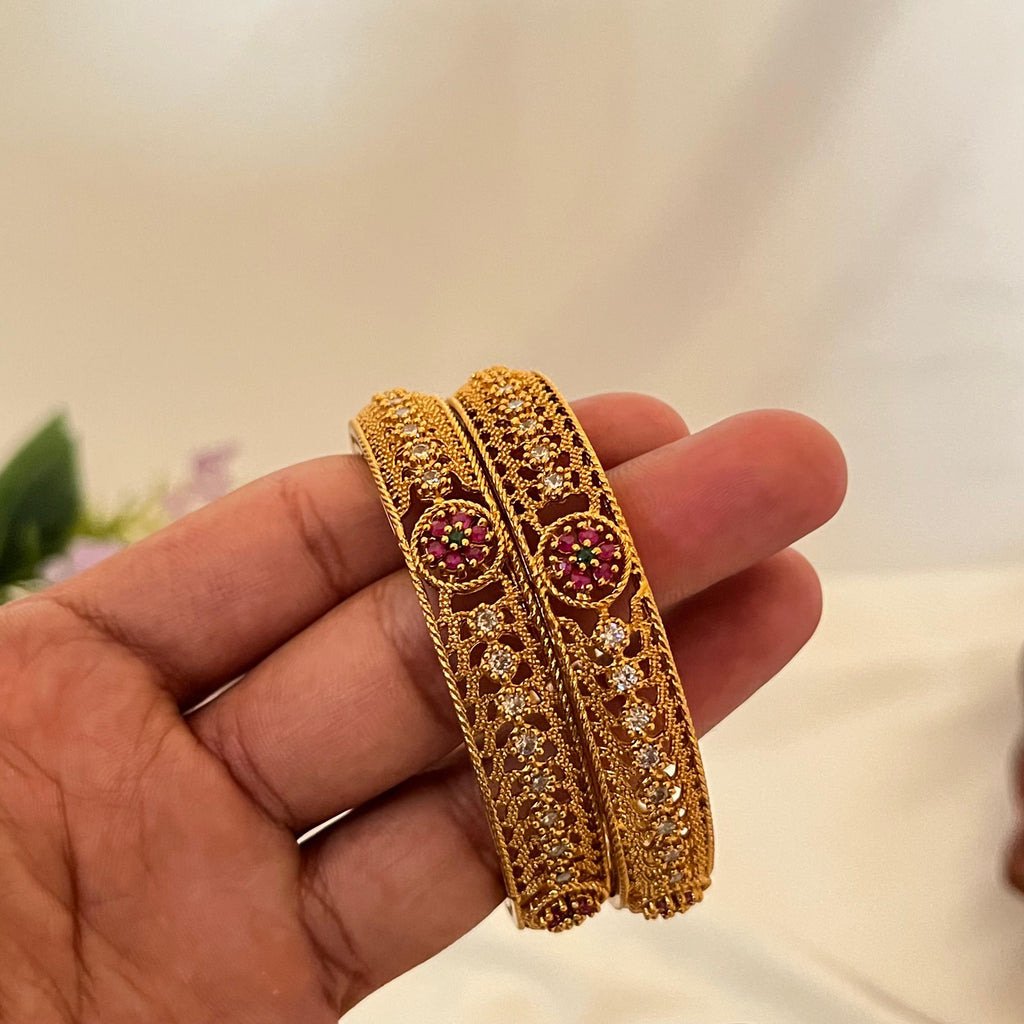 Floral Antique AD Bangles AB04