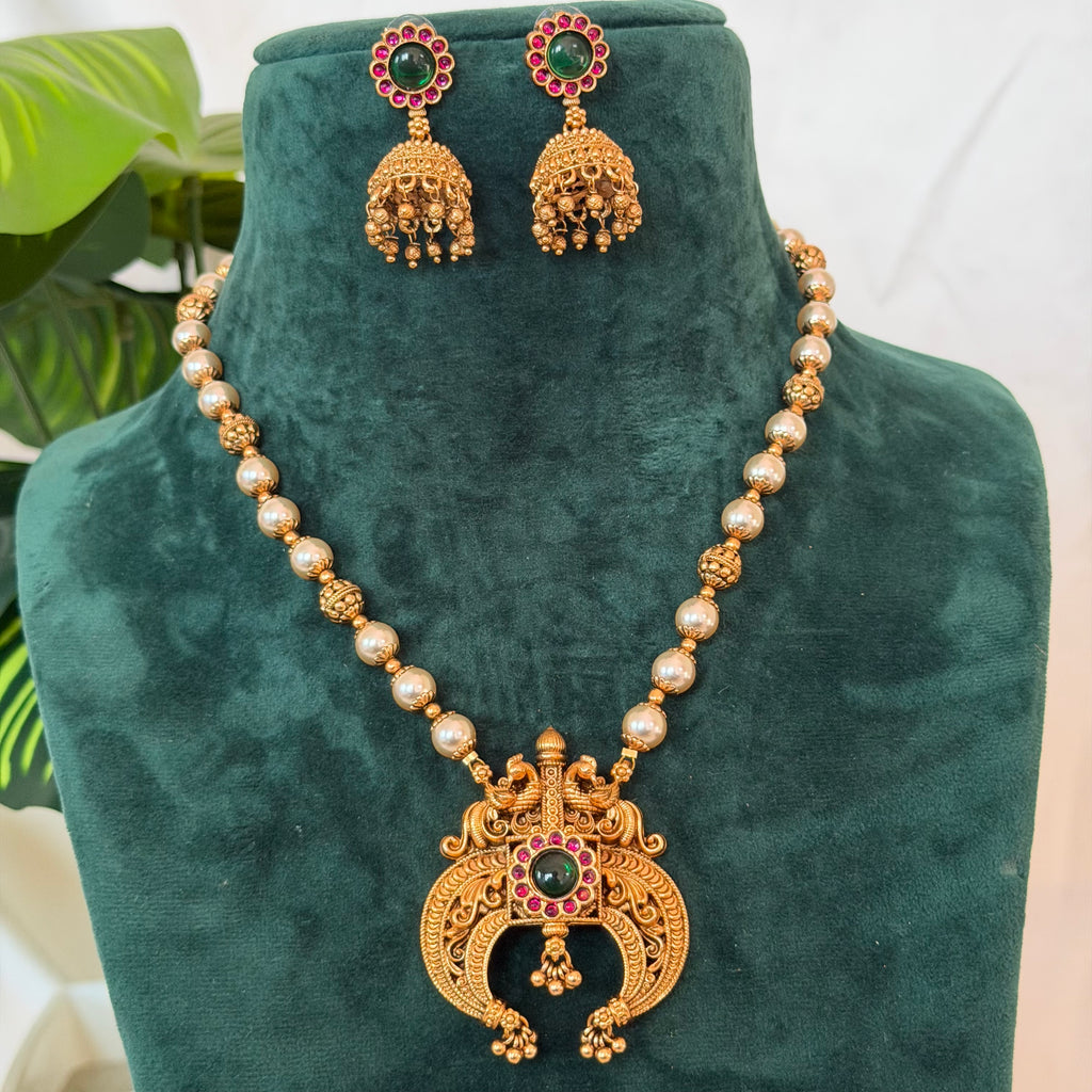 Antique White Beaded Pendant AN198 Anvika Jewels
