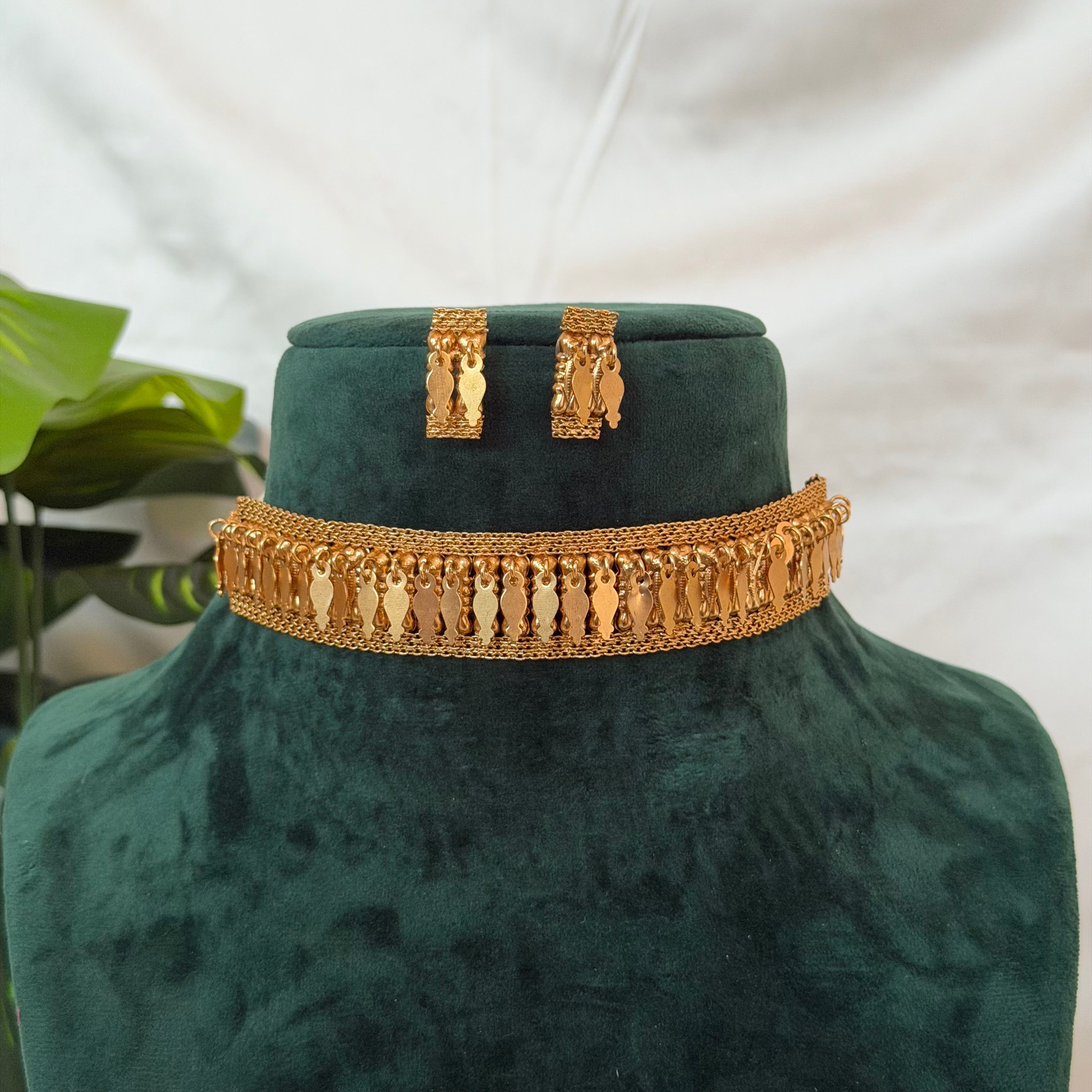 Elakkathali Necklace AN174 Anvika Jewels