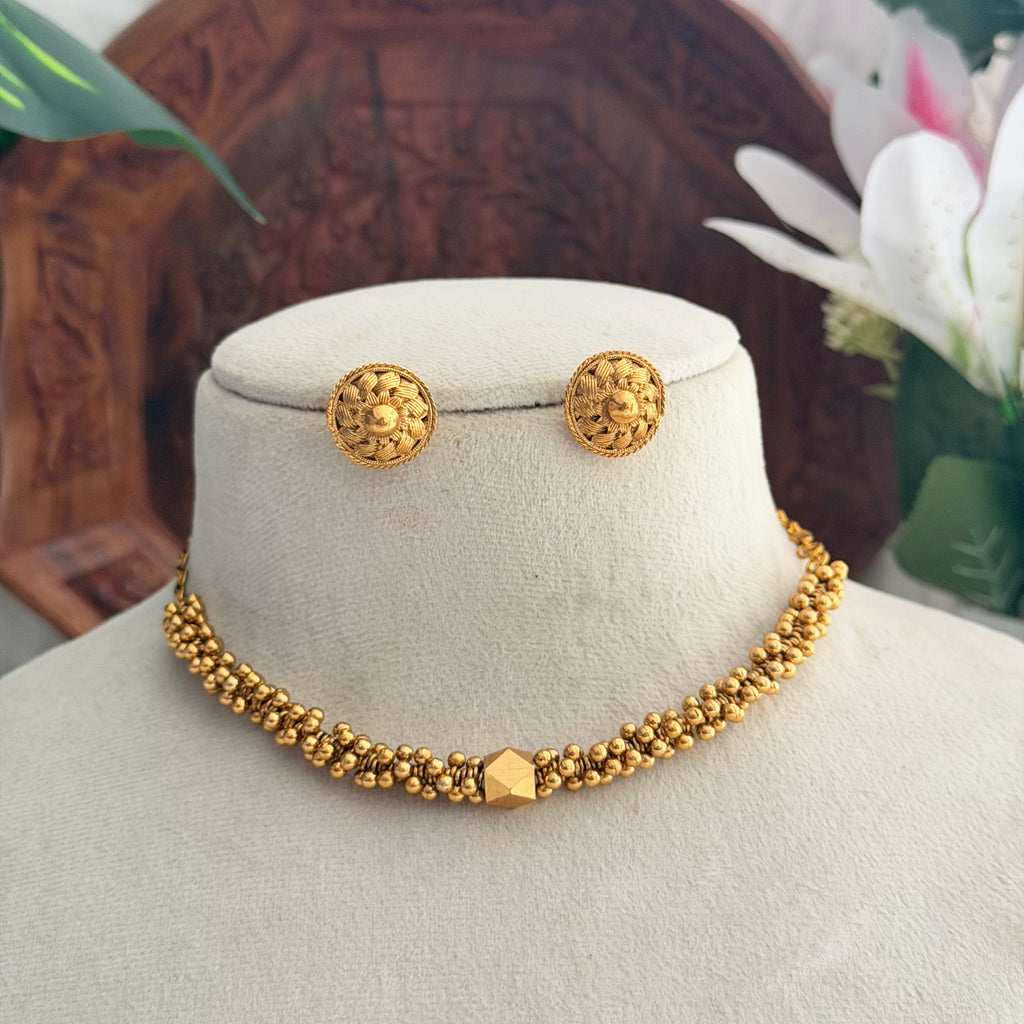 Simple Ashtapatti Neckpiece AN289 Anvika Jewels