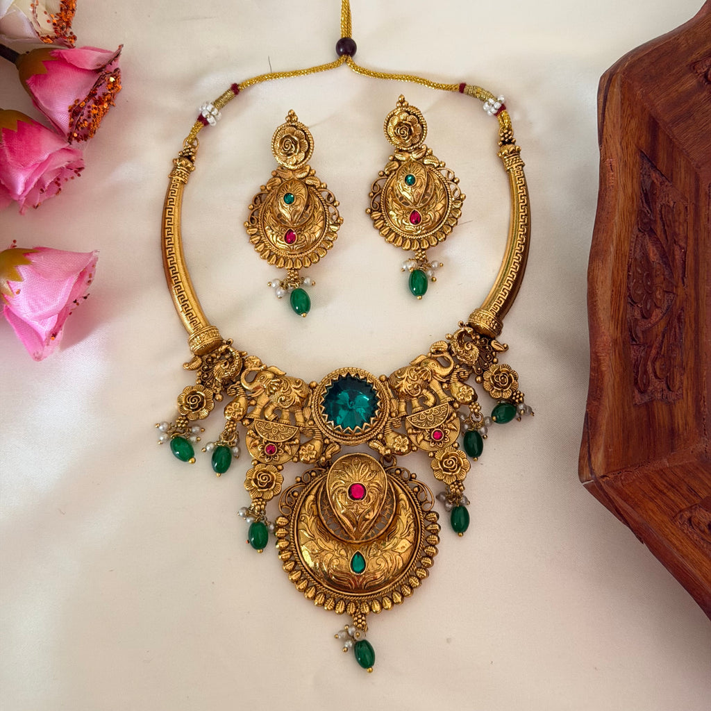 Emerald Royale Antique Necklace Set AN157 Anvika Jewels