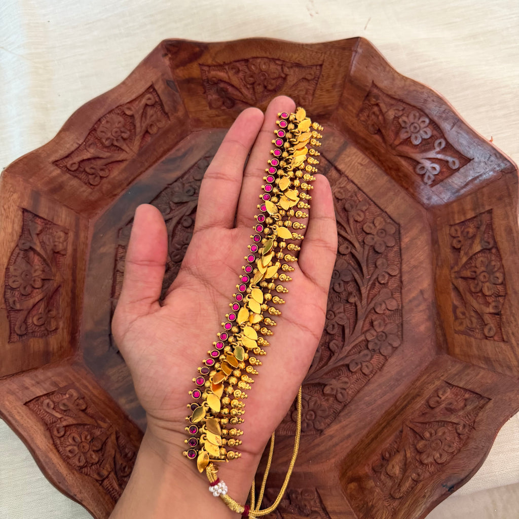 Elakkathali Traditional Necklace AN132 Anvika Jewels