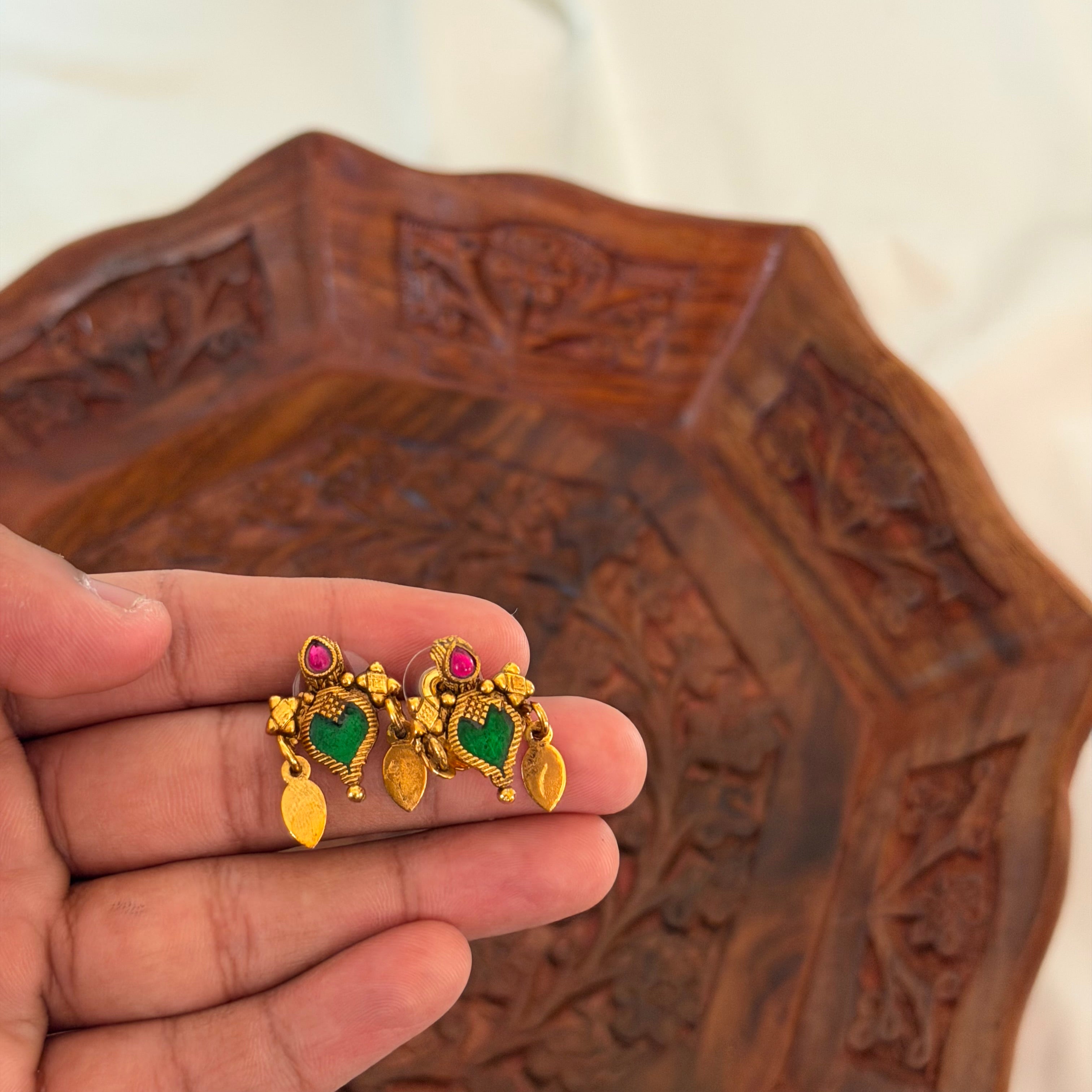 Green Palaka Elakkathali Necklace AN192 Anvika Jewels