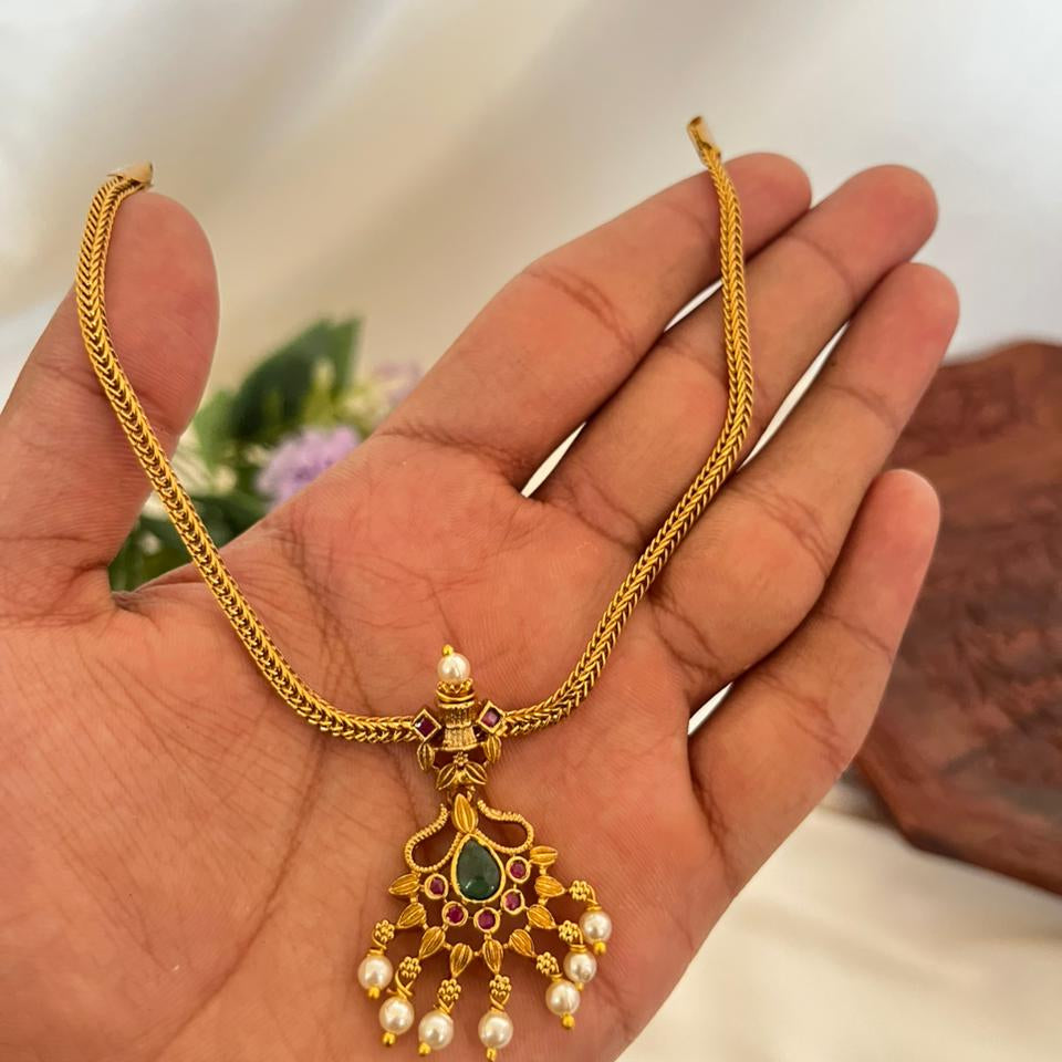 Antique Pendant Necklace Set AN30
