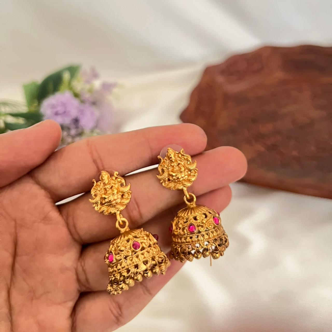 Lakshmi Pendant Necklace Set AN35