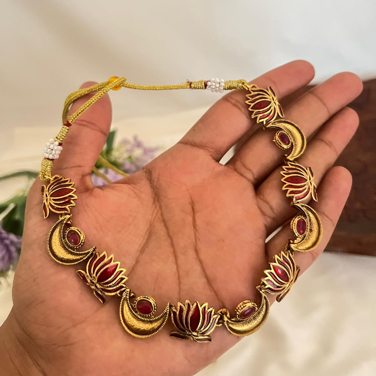 Lotus Design Necklace AN38