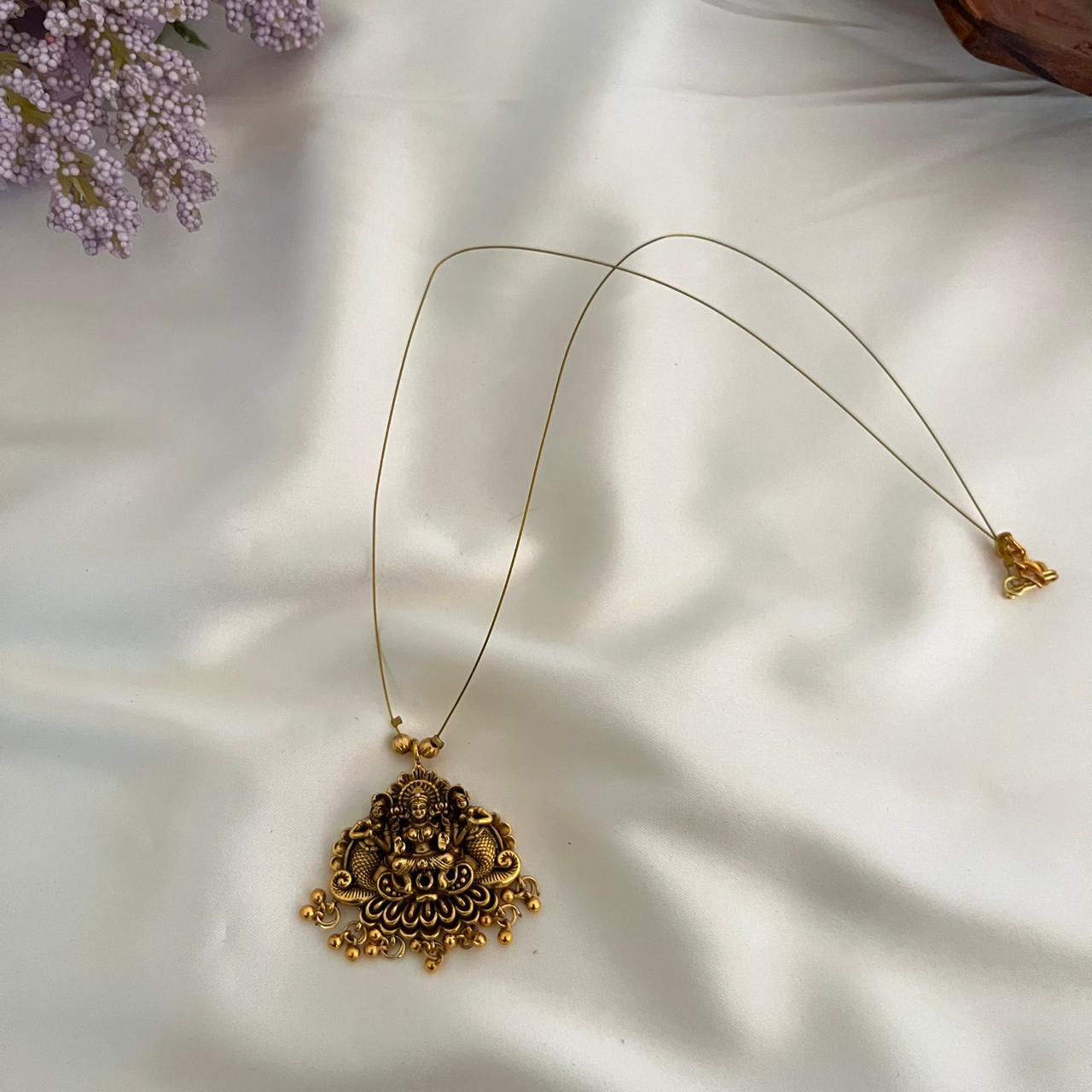 Lakshmi Invisible Necklace AN20