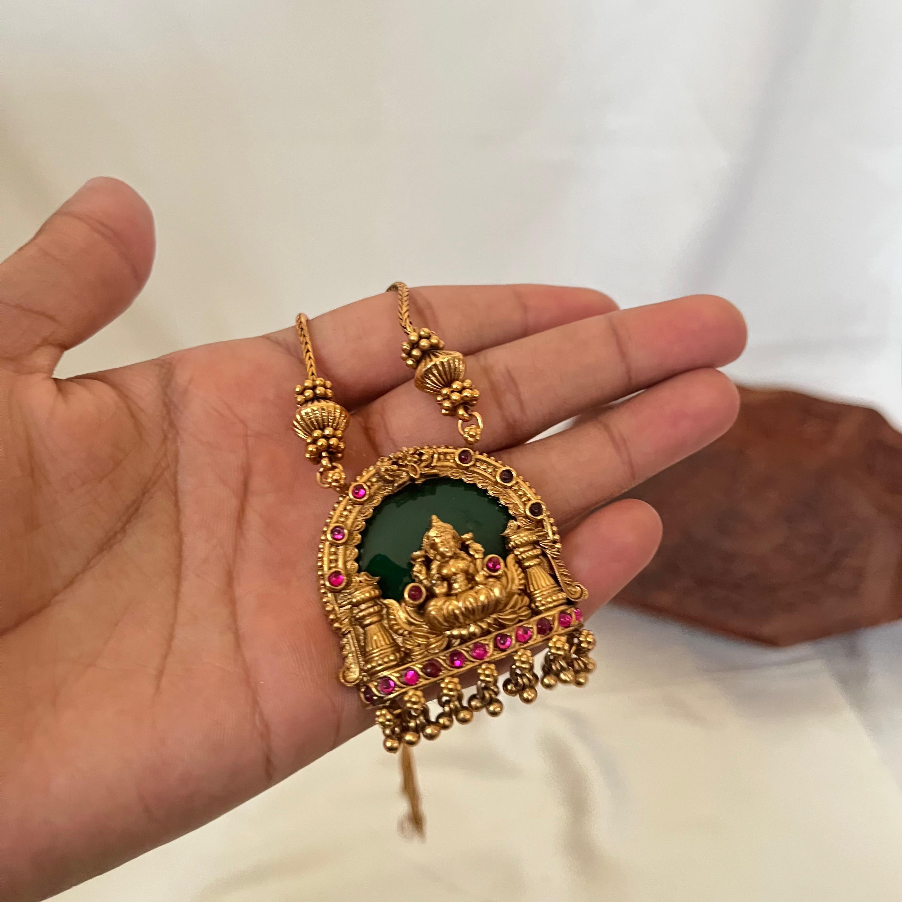 Temple Arch Lakshmi Pendant Necklace AN10