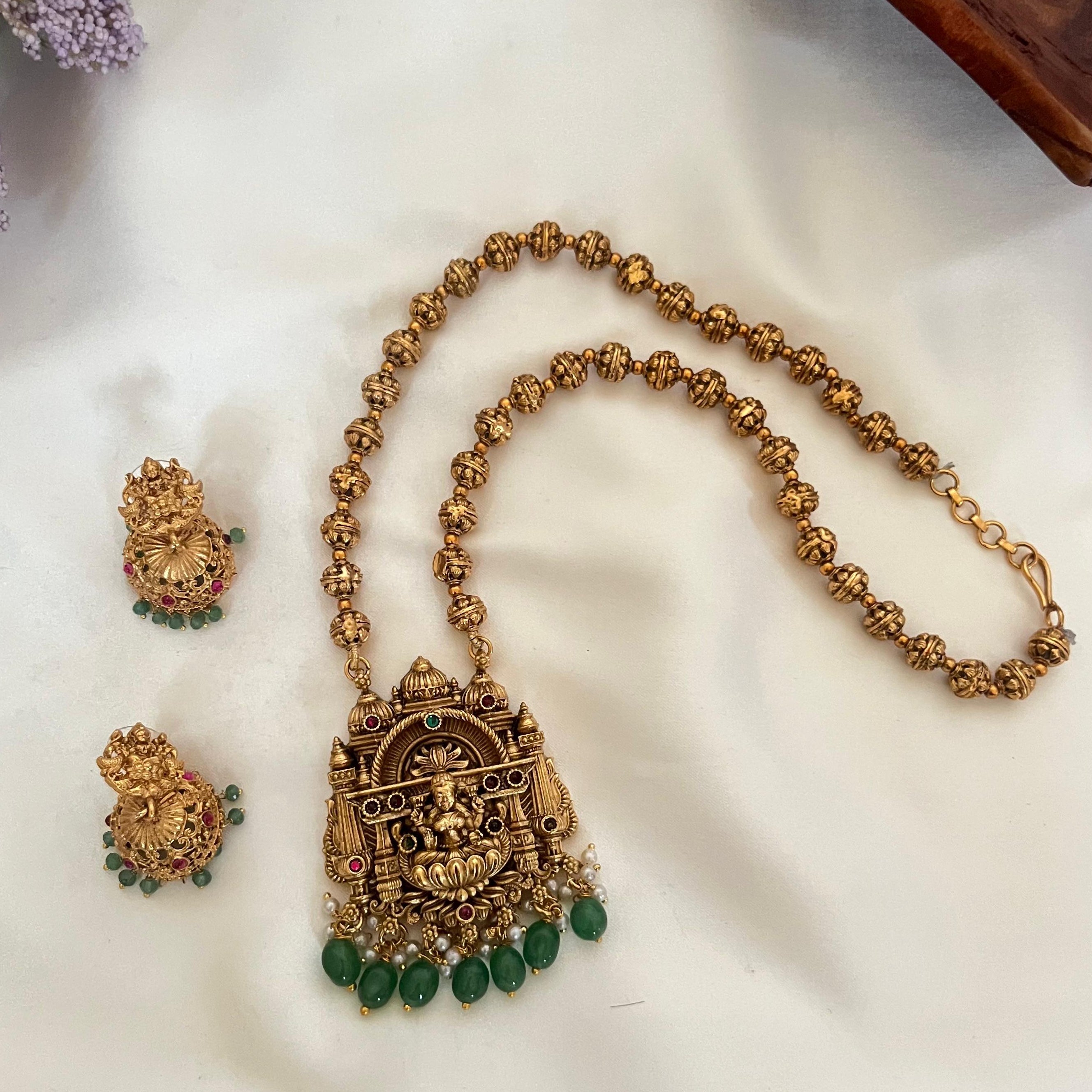 Lakshmi Temple Arch Pendant Necklace AN45