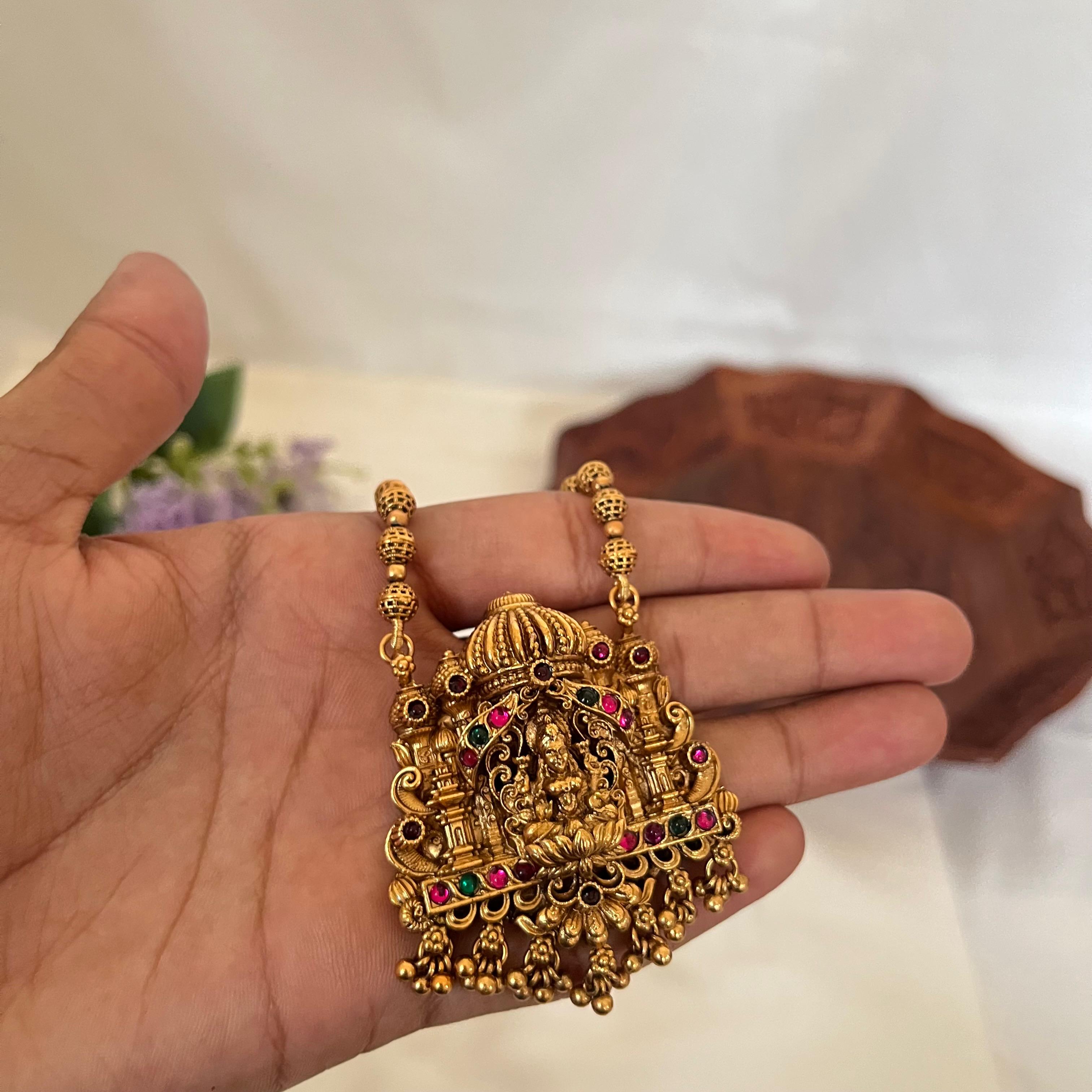 Lakshmi Temple Dome Pendant Necklace AN46