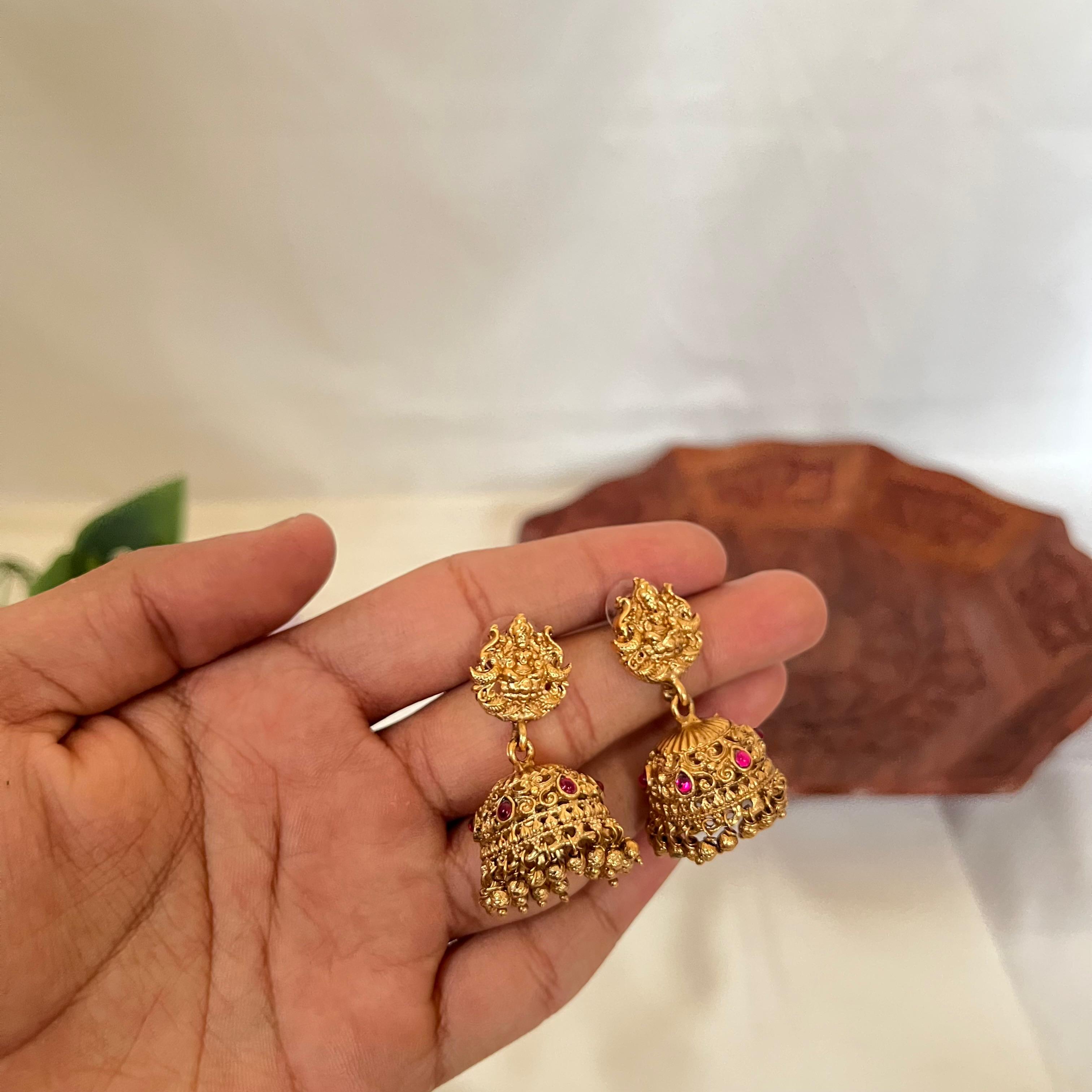 Lakshmi Temple Dome Pendant Necklace AN46