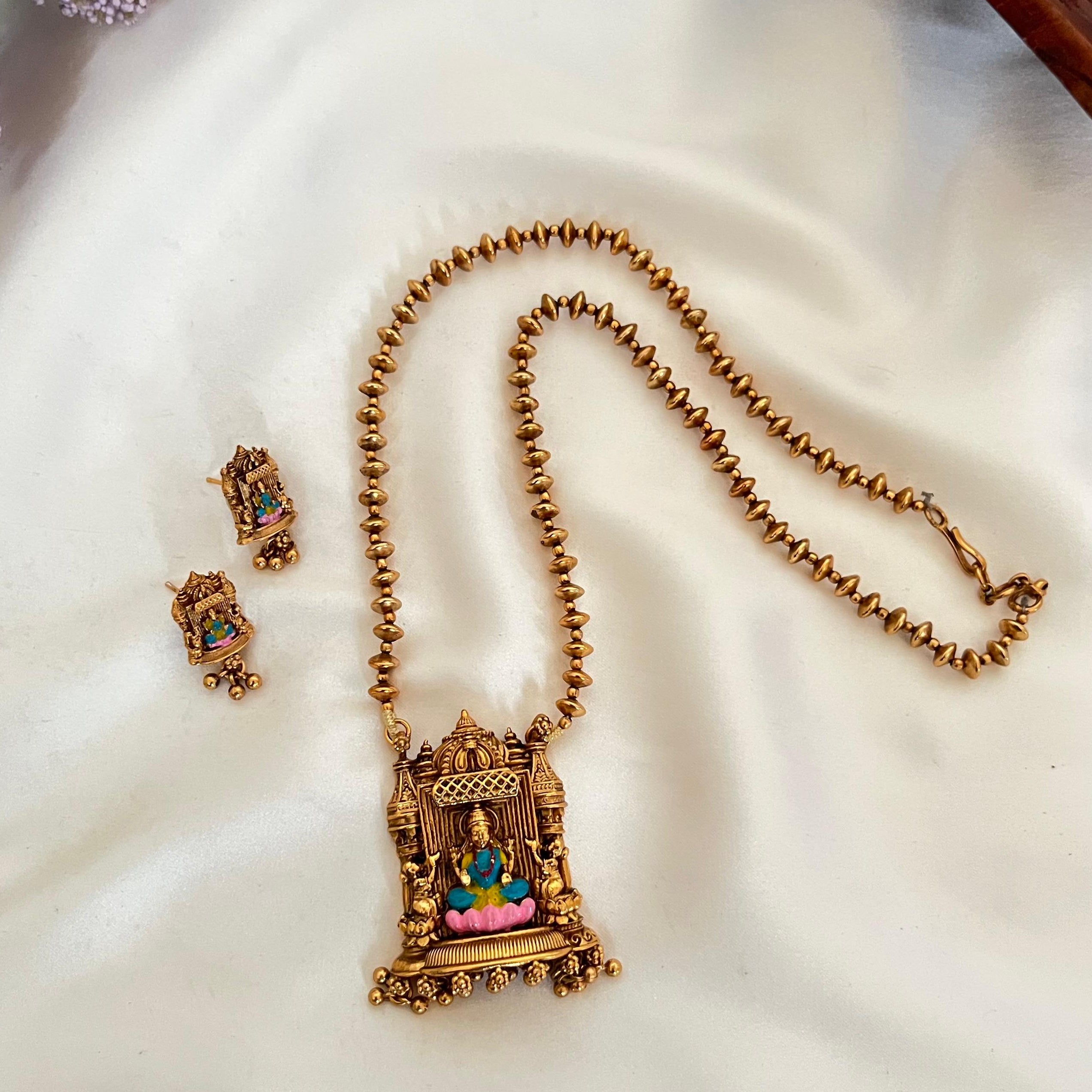 Lakshmi Temple Idol Pendant Necklace AN48