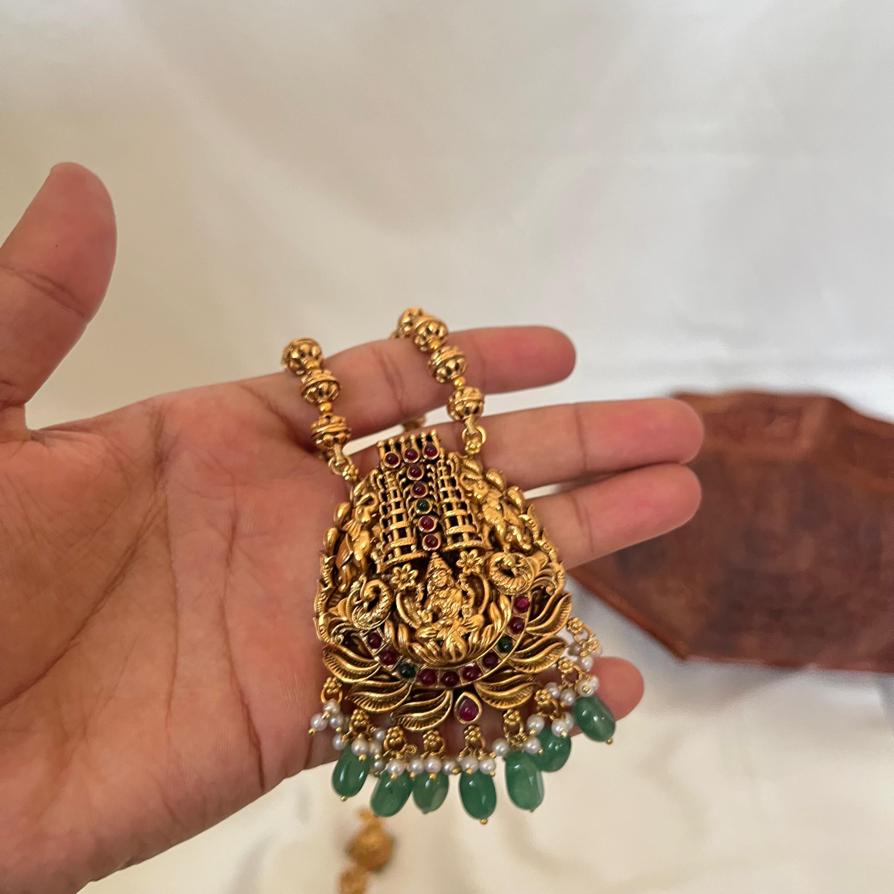 Lakshmi Temple Coin Beaded Pendant AN50