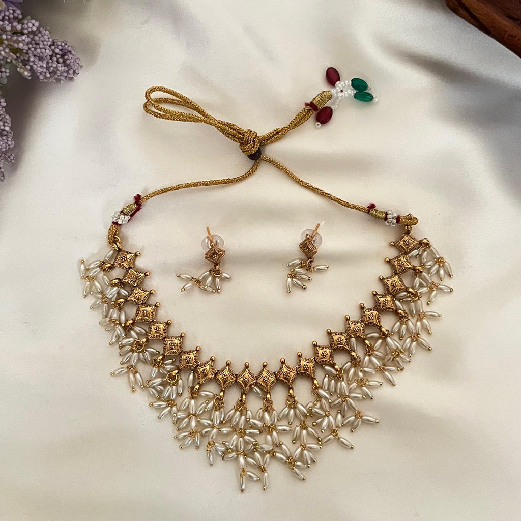 Pearl Drop Statement Necklace AN51