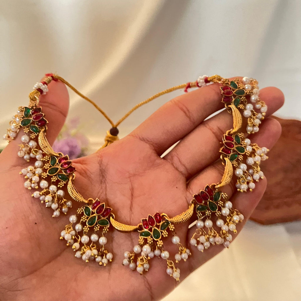 Floral Pearl Drop Choker AN68