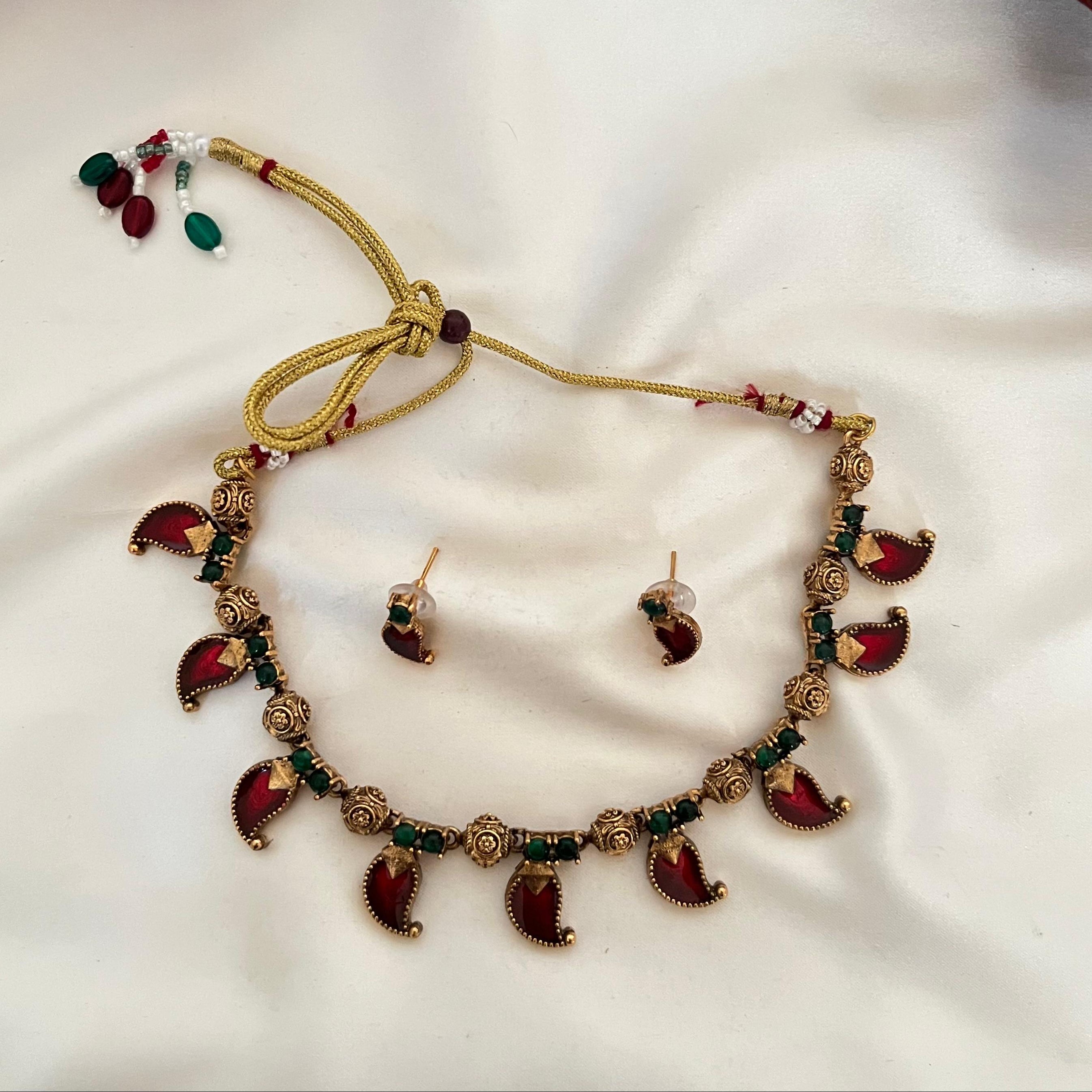 Leaf Drop Stone Necklace AN59