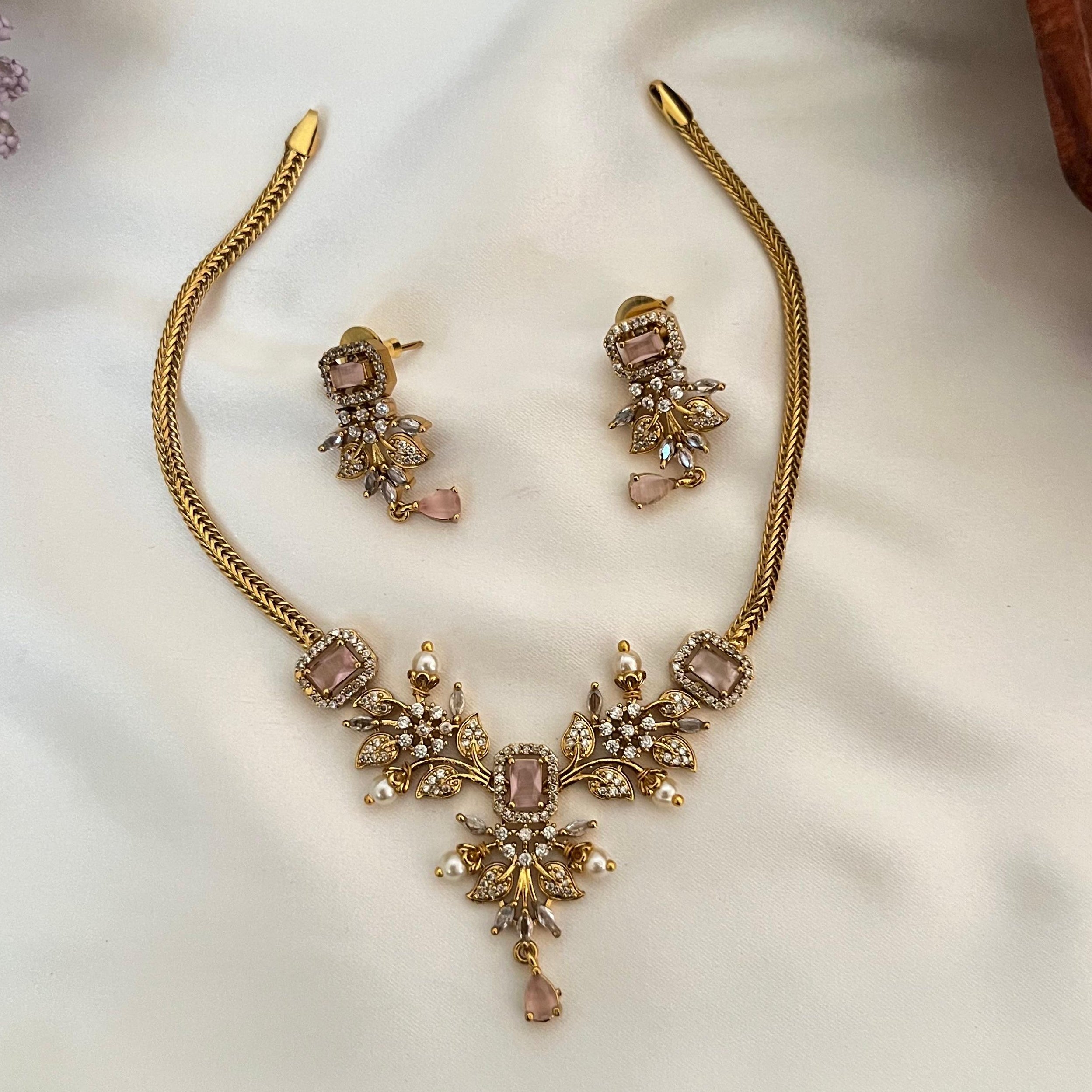 Victorian Blush Stone AD Necklace VN04