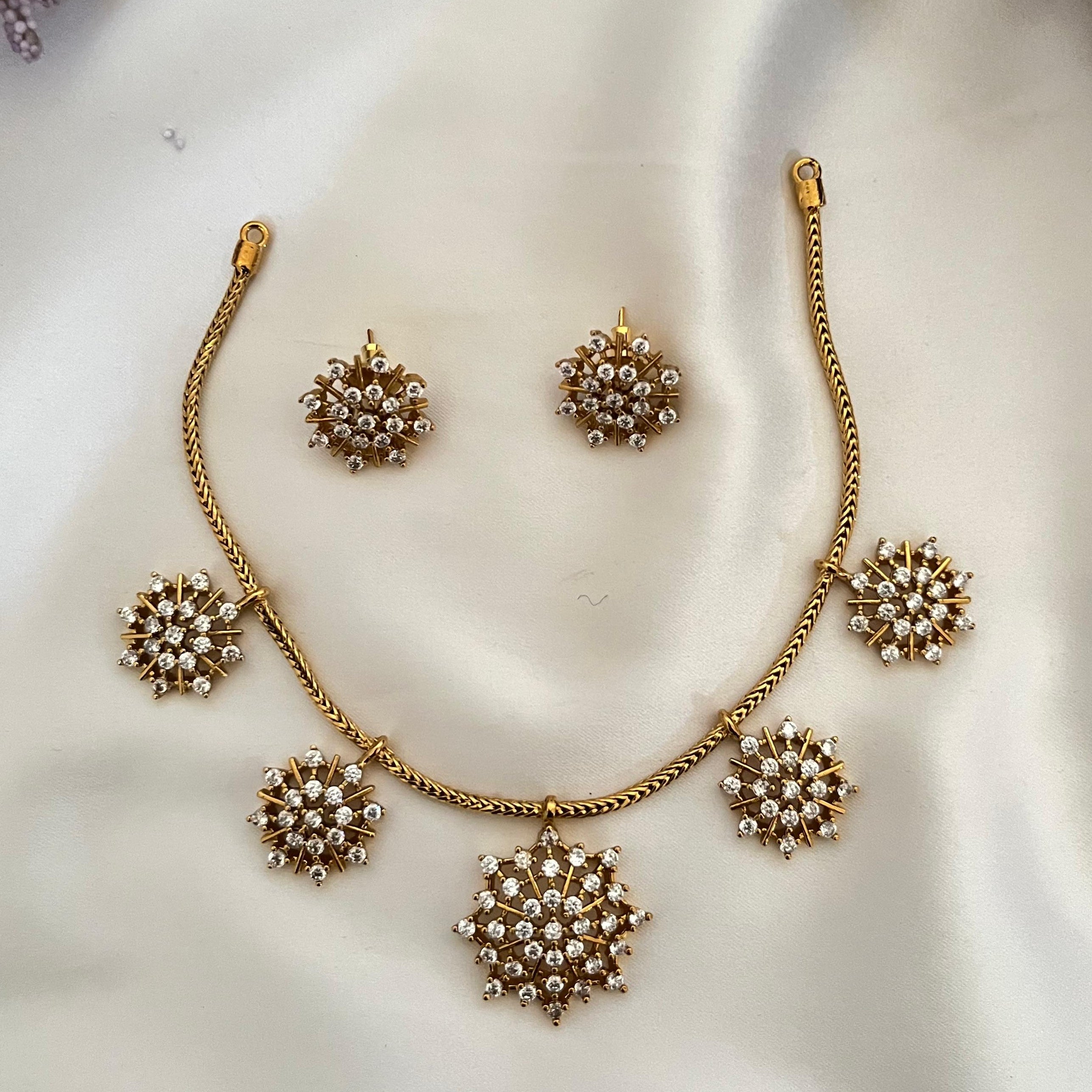 Victorian Floral Drop AD Necklace VN10