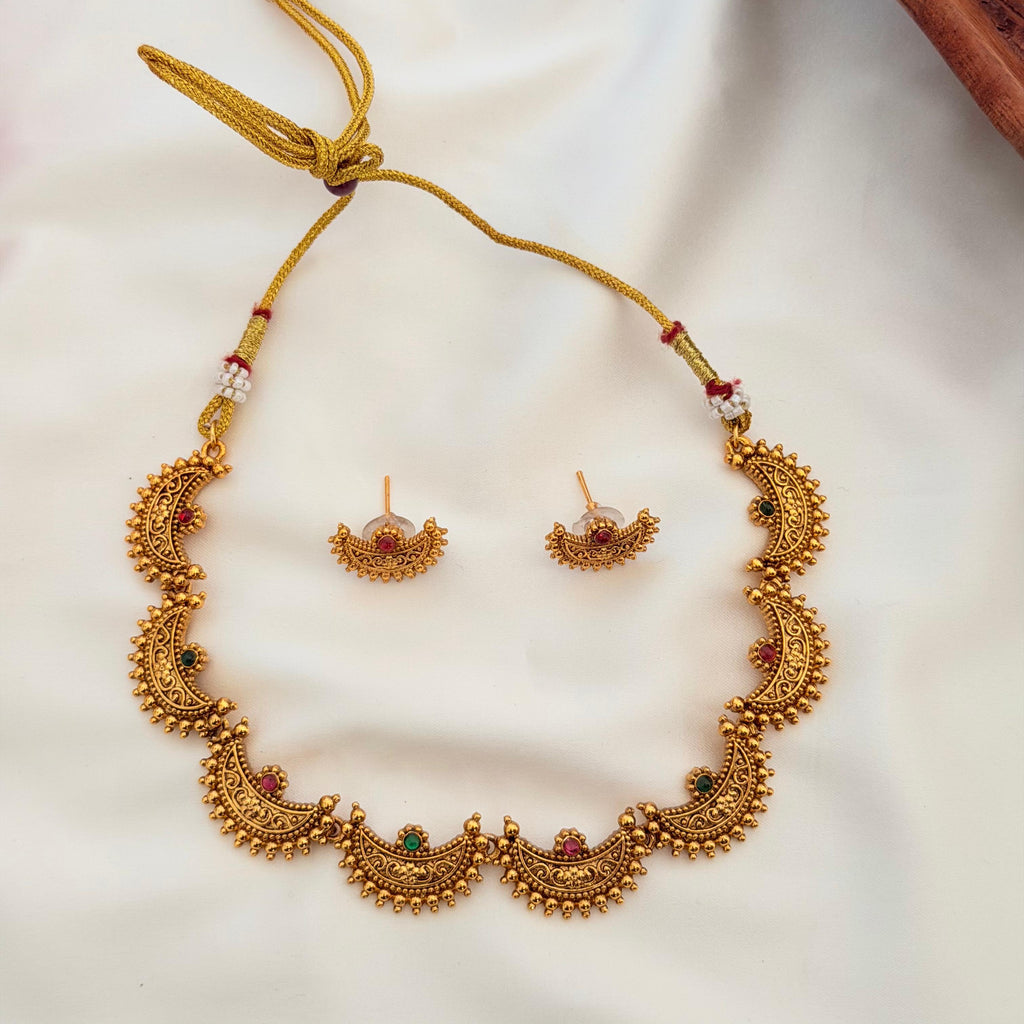 Antique Moon Choker Set AN71 Anvika Jewels