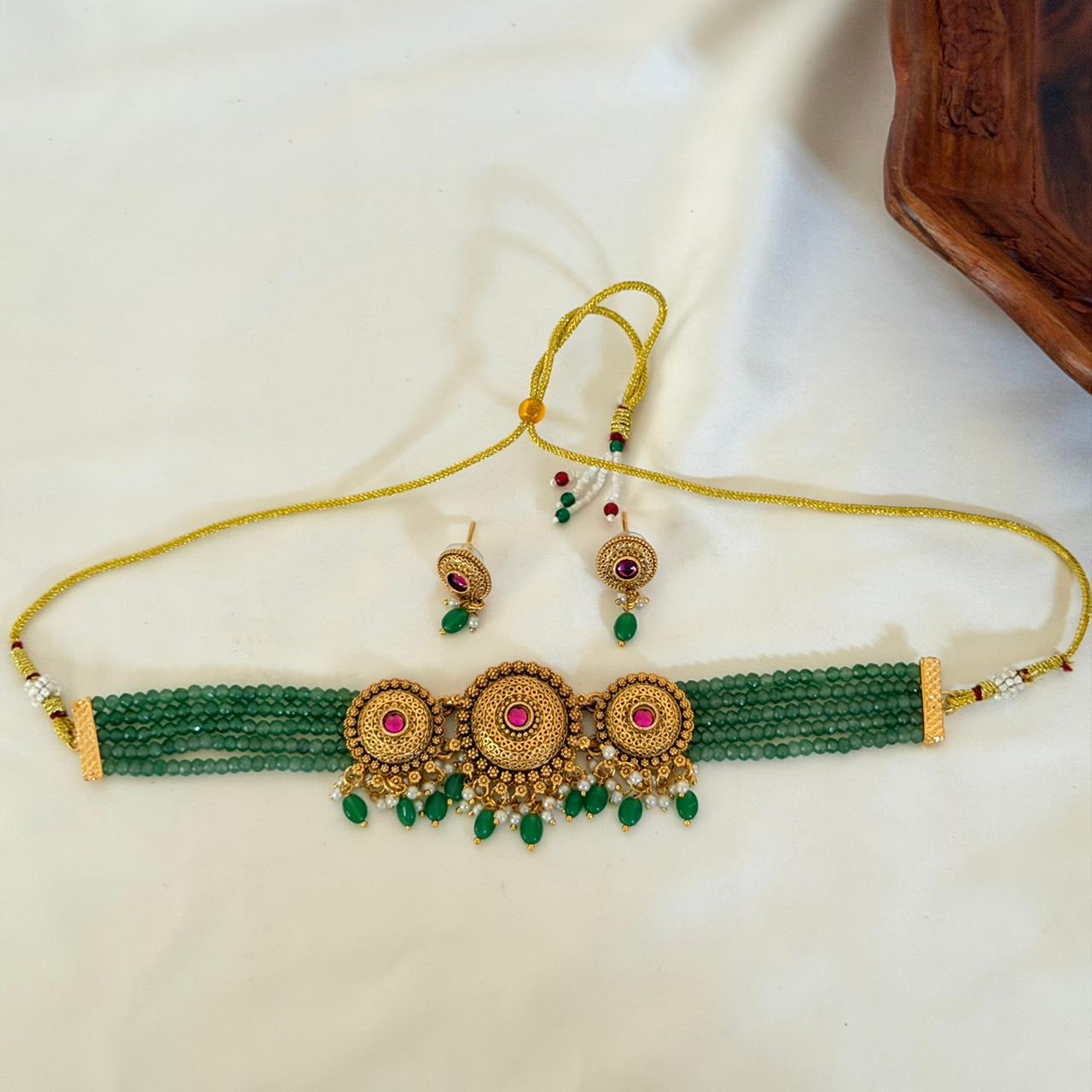 Emerald Beaded Choker AN87 Anvika Jewels