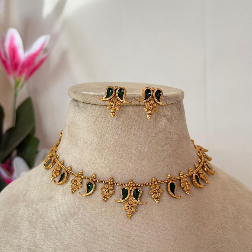 Paisley Antique Choker Set AN120 Anvika Jewels