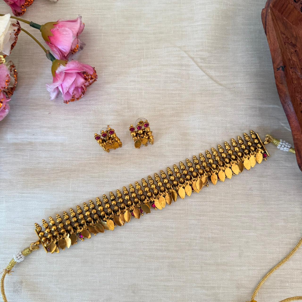 Elakkathali Traditional Necklace AN132 Anvika Jewels