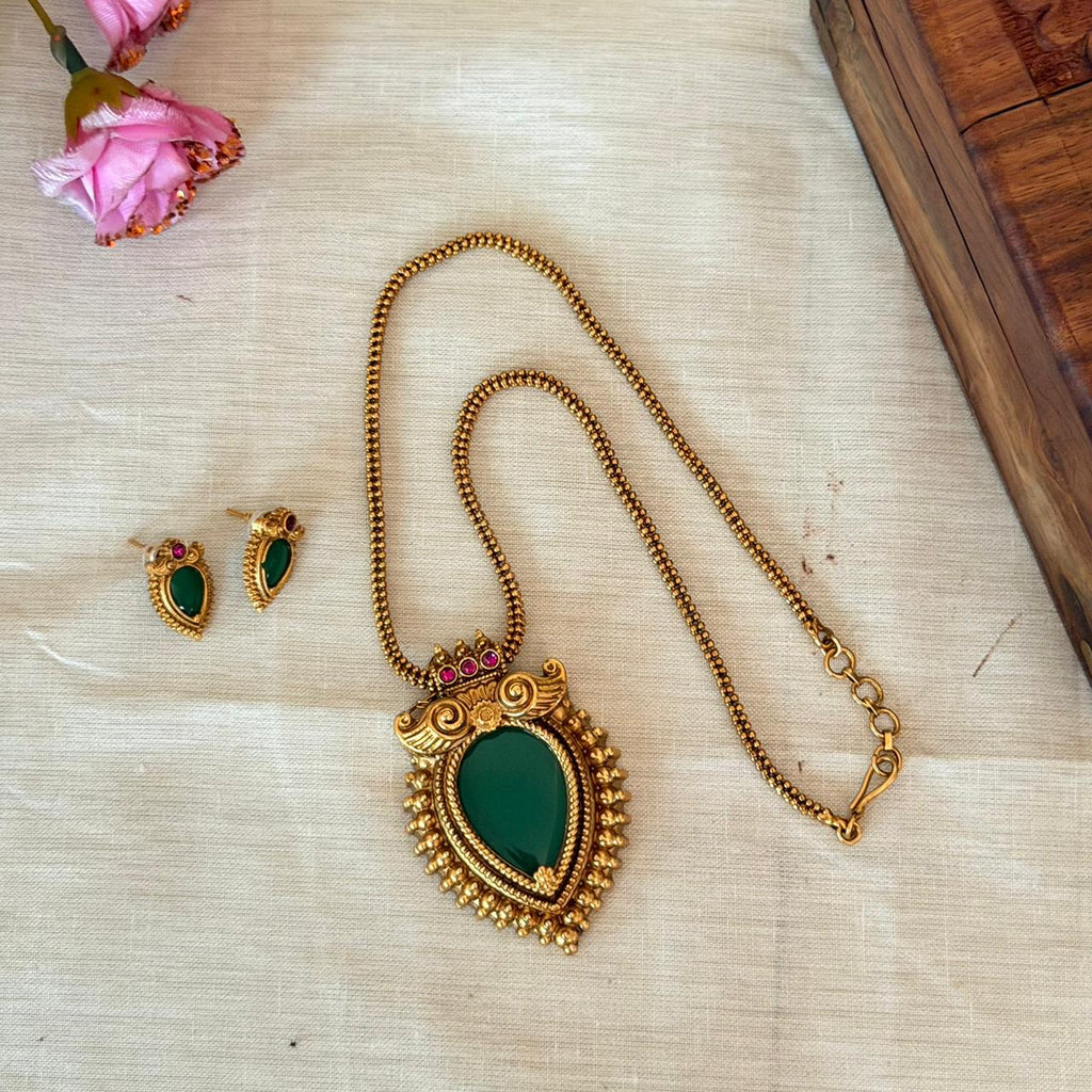 Green Stone Pendant AN142 Anvika Jewels