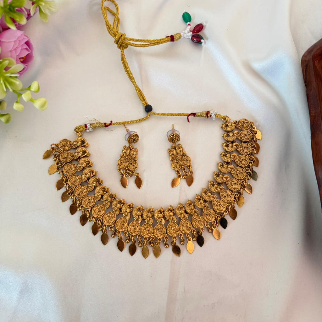 Antique Elakkathali Necklace Set AN163 Anvika Jewels