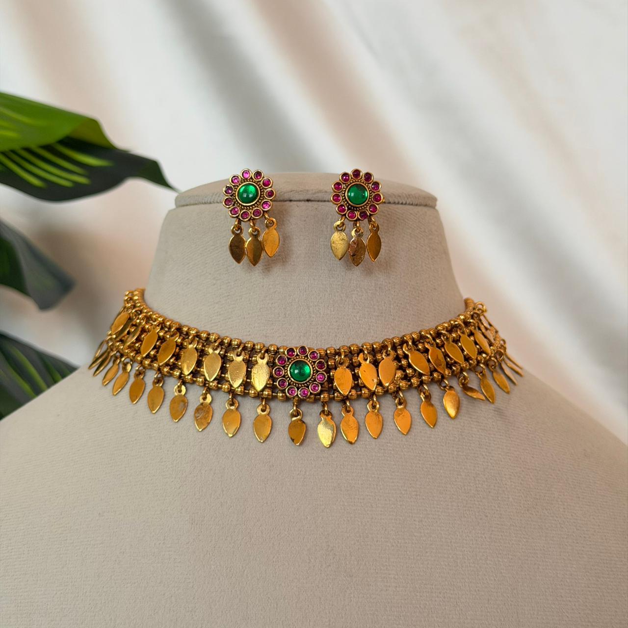 Antique Stone Choker Necklace AN164 Anvika Jewels